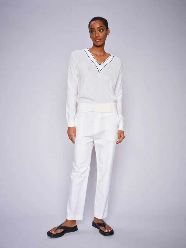 Relena Prep V Neck Knit Ecru