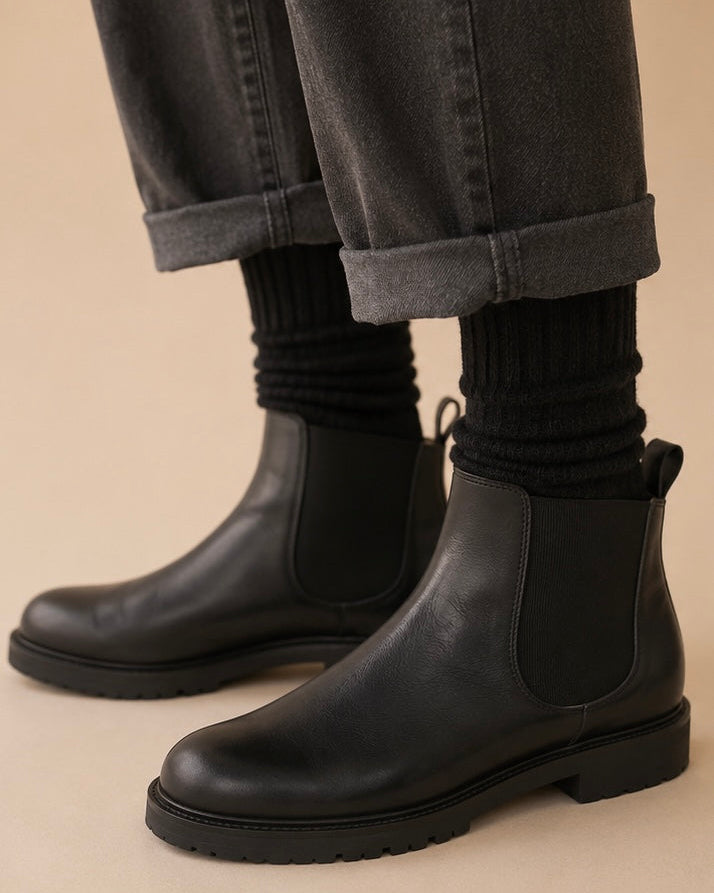 LOTHLORIAN BLACK SOCKS / DESIGNER CLOTHING GALLERY NZ