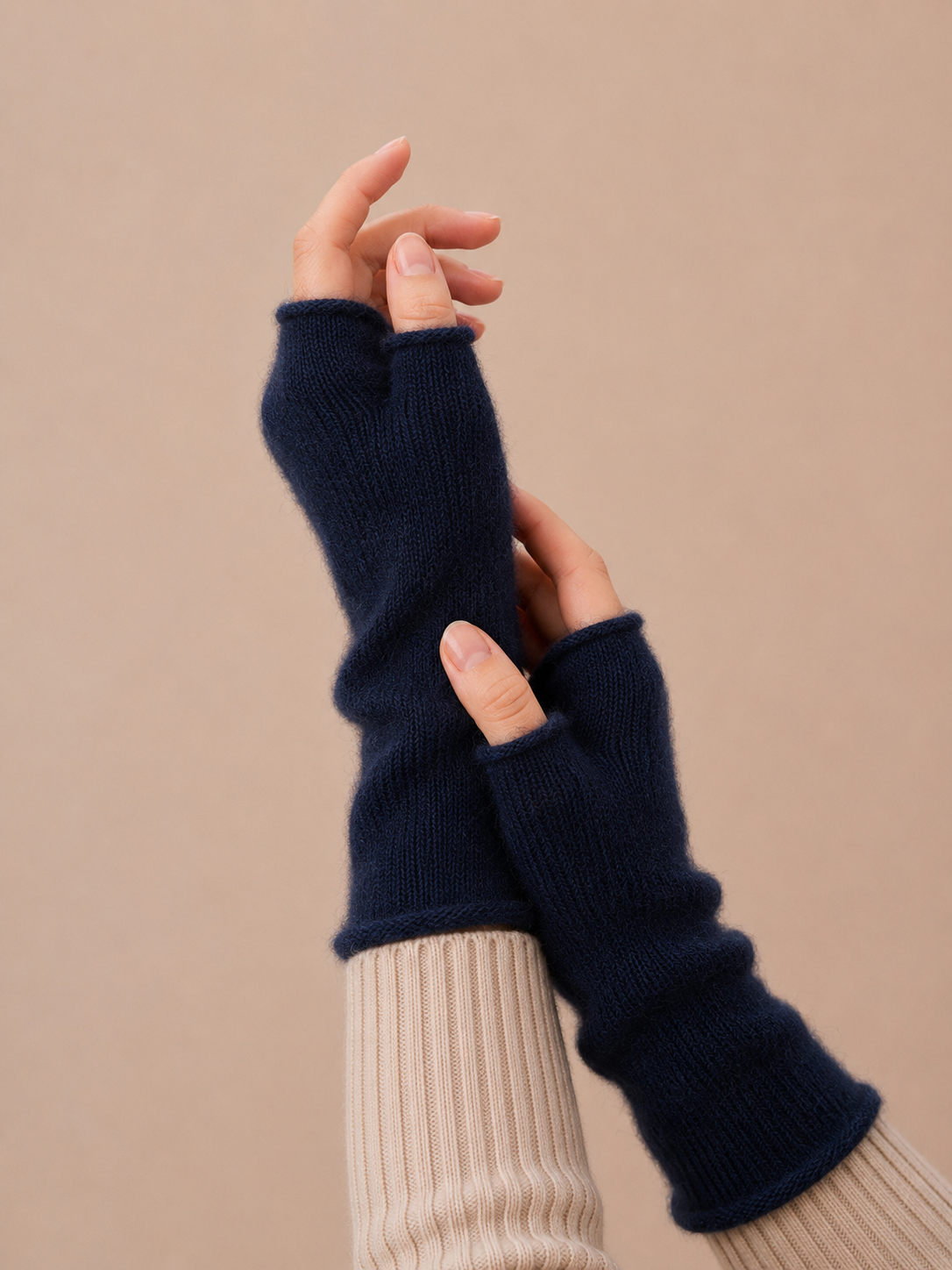PLAIN FINGERLESS MITTEN MIDNIGHT