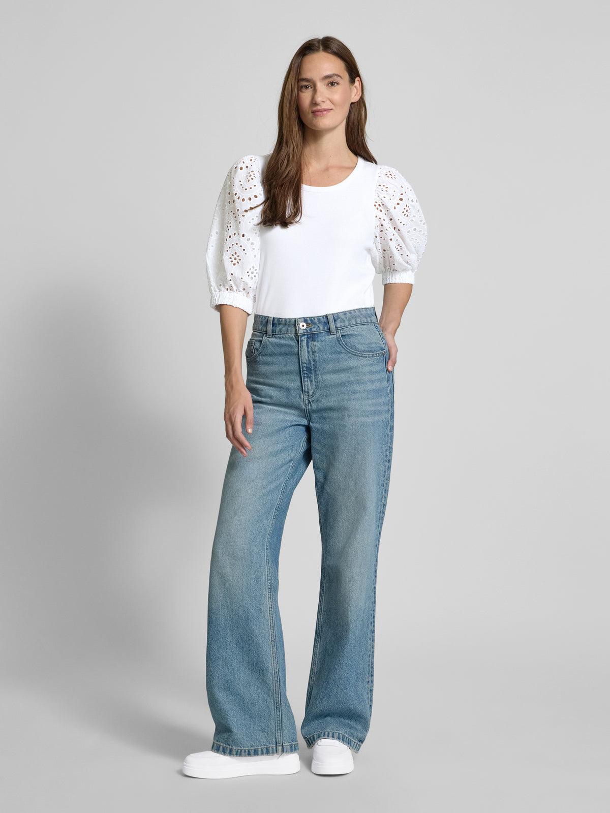 Puffy O SS Tee White