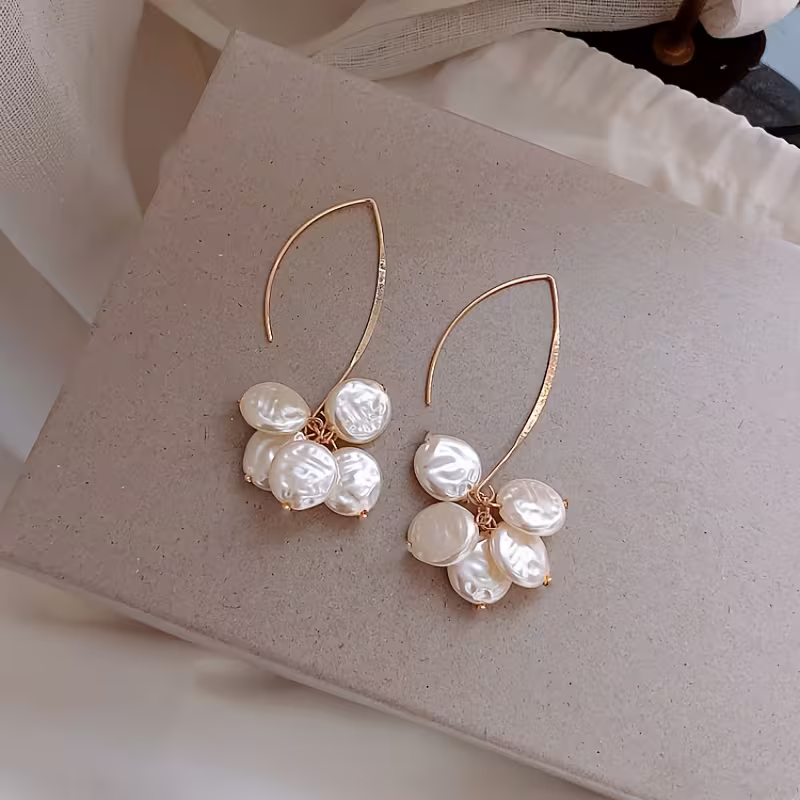 Pearl Cluster Drop Earring