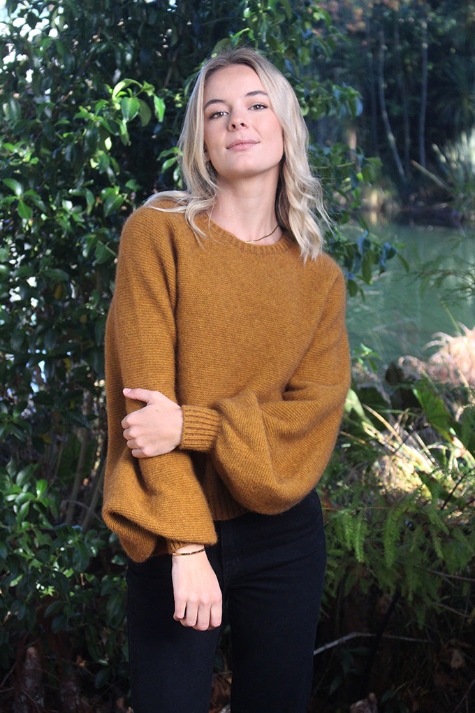 Cirrus Jumper Gold