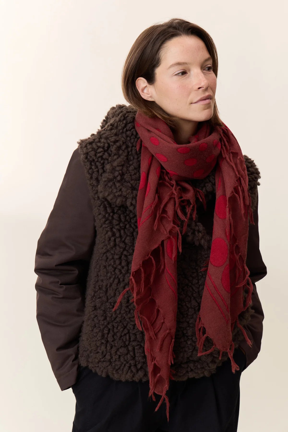 EMILE DOTS SCARF BROWN