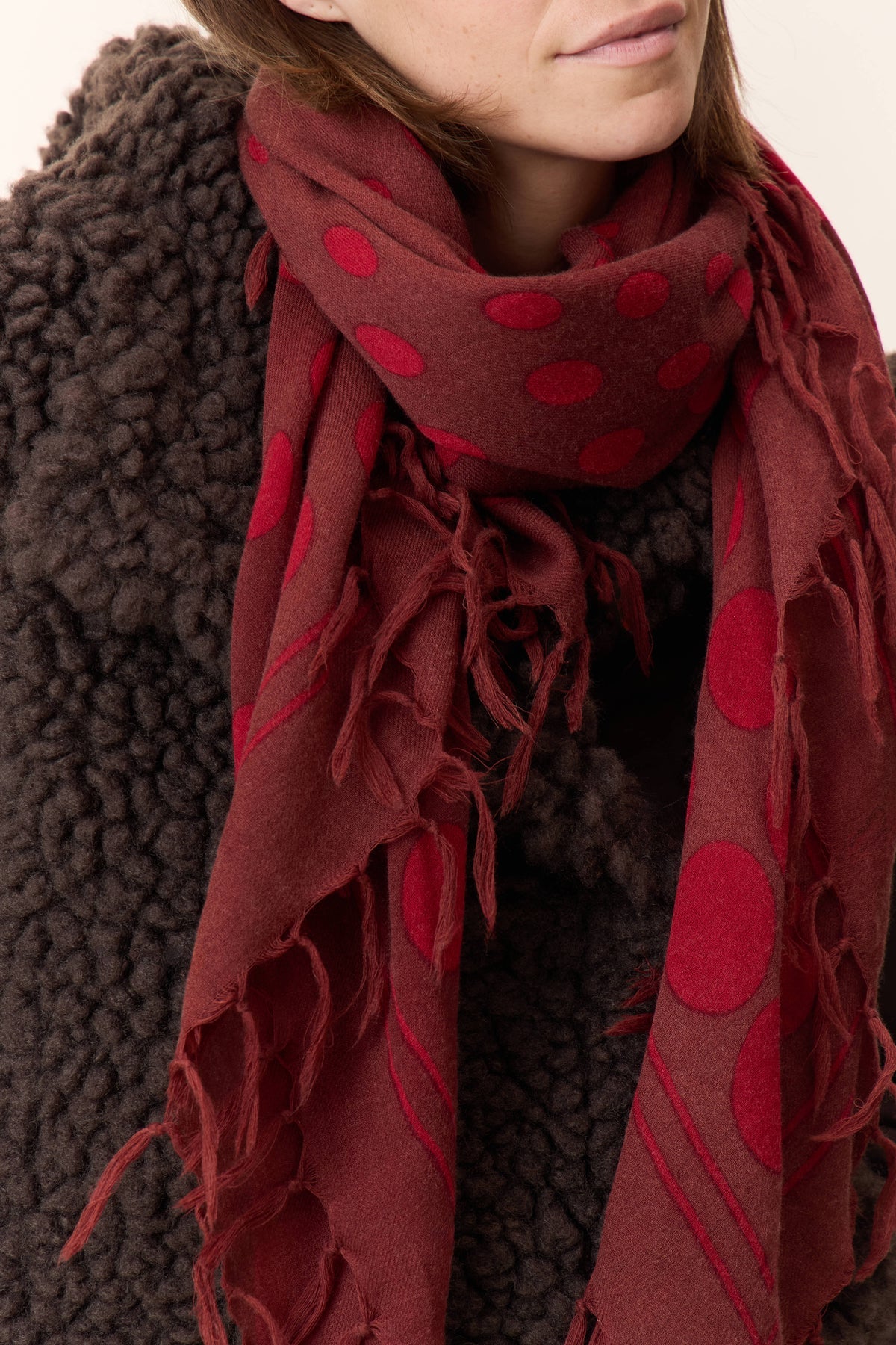EMILE DOTS SCARF BROWN