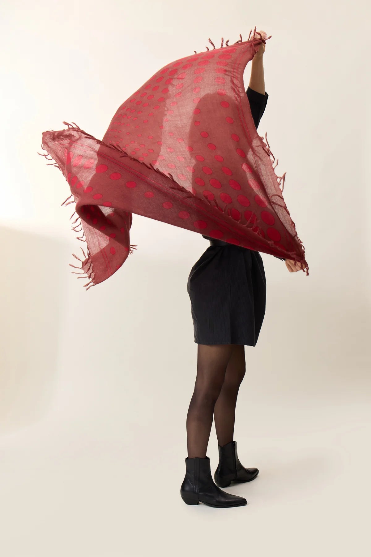 EMILE DOTS SCARF BROWN