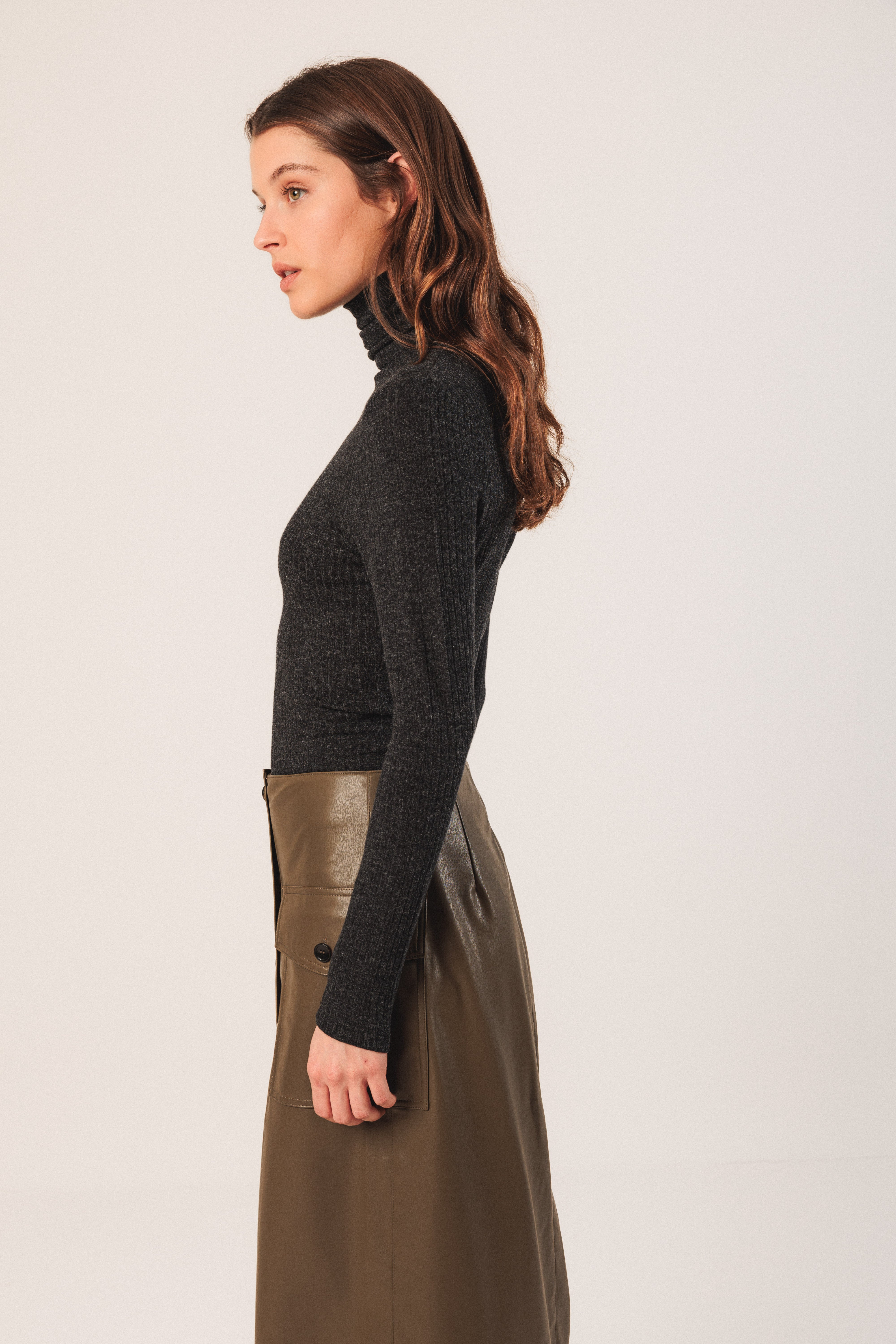INDI & COLD KNITWEAR / DESIGNER CLOTHING GALLERY GREYTOWN