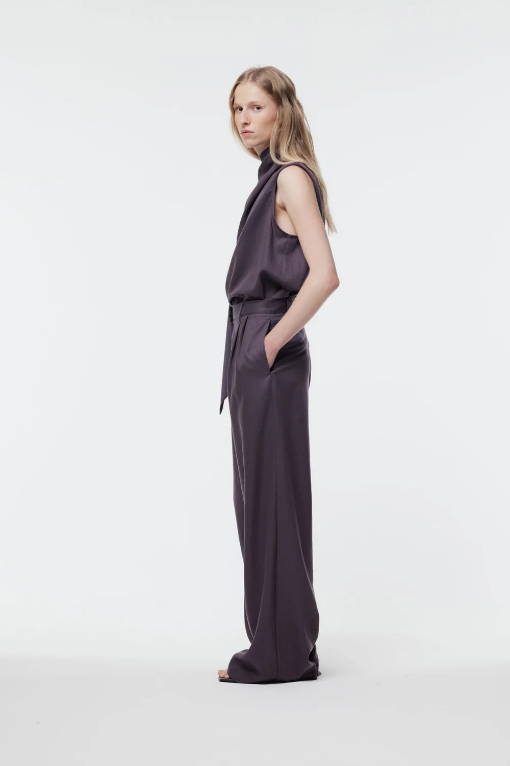 Broun Pant Shadow Iris