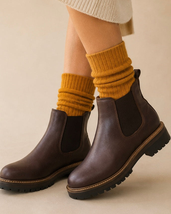 LOHTLORIAN GOLD SOCKS / DESIGNER CLOTHING GALLERY NZ