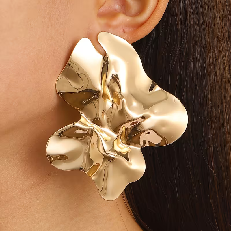 Gold Sculpt  Stud Earring