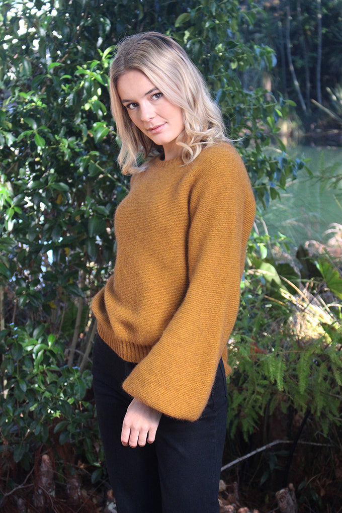 Cirrus Jumper Gold