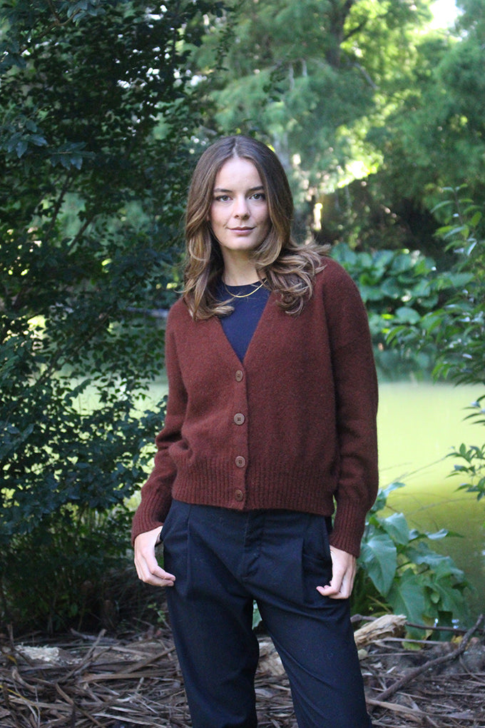 Prime V Neck Cardigan Russet