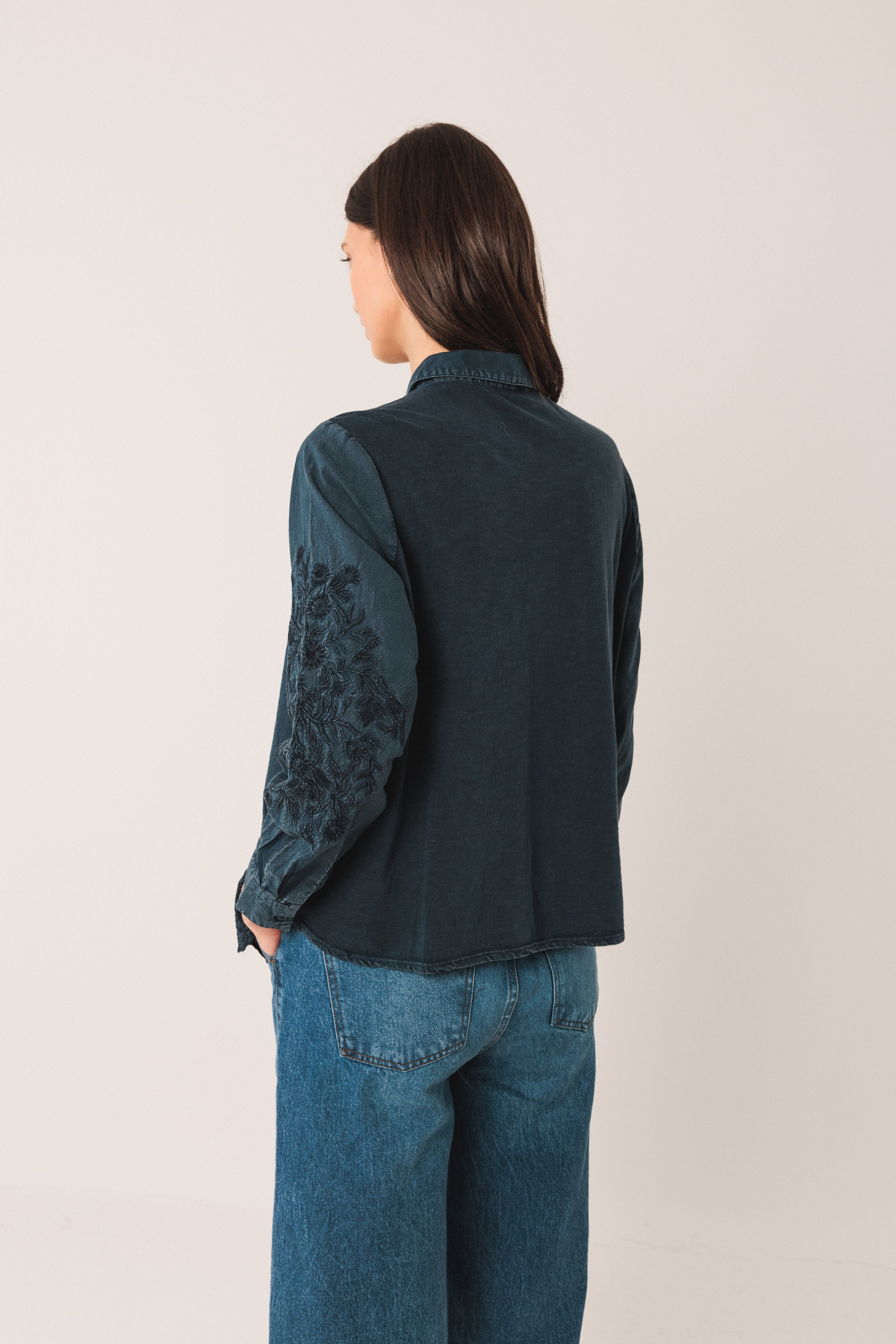 INDI & COLD SHIRT / DESIGNER CLOTHING GALLERY GREYTOWN