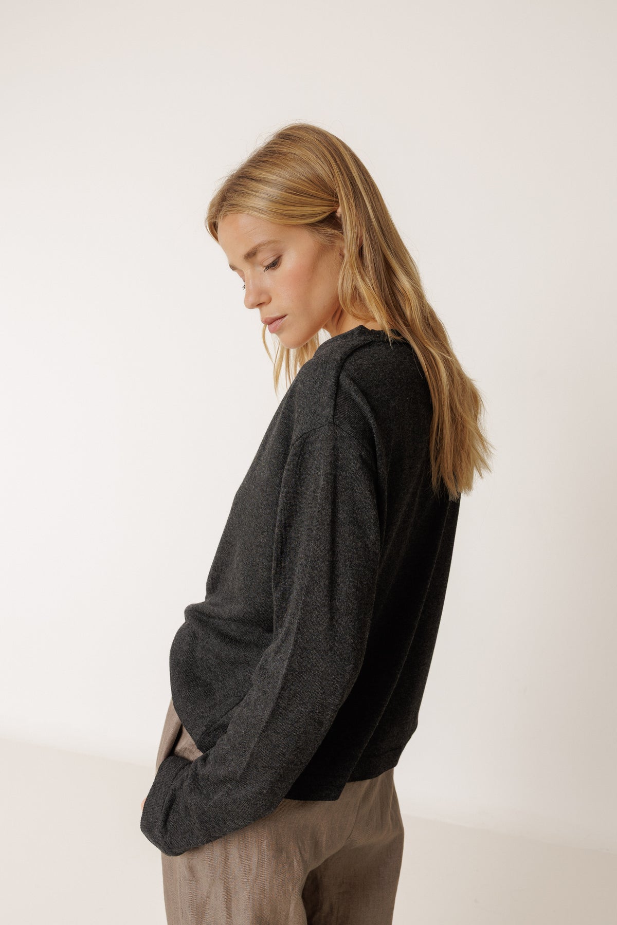 INDI AND COLD CARDIGAN / DESIGNER CLOTHING GALLERY NZ