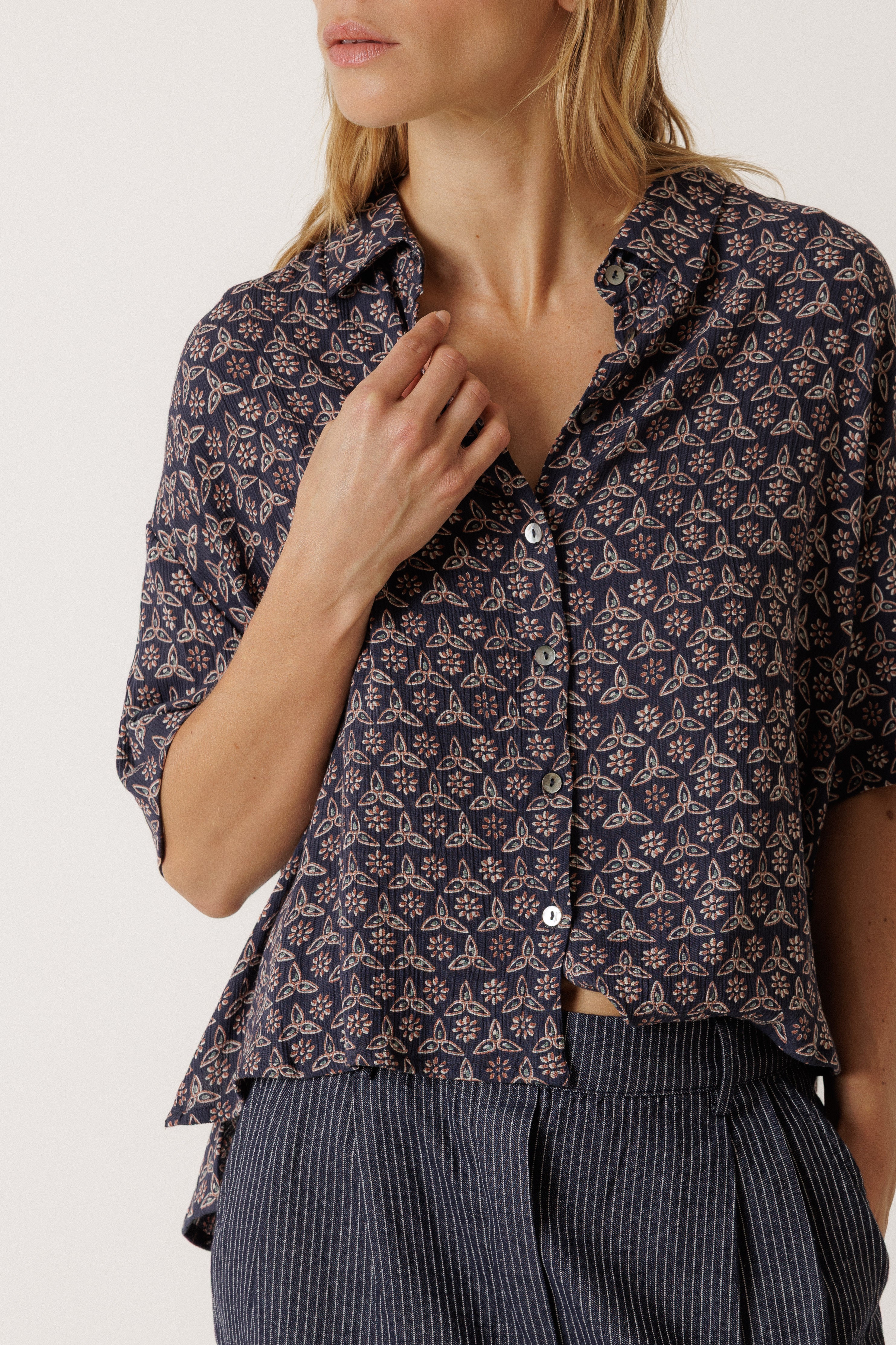 INDI AND COLD SHIRT / DESIGNER CLOTHING GALLERY 