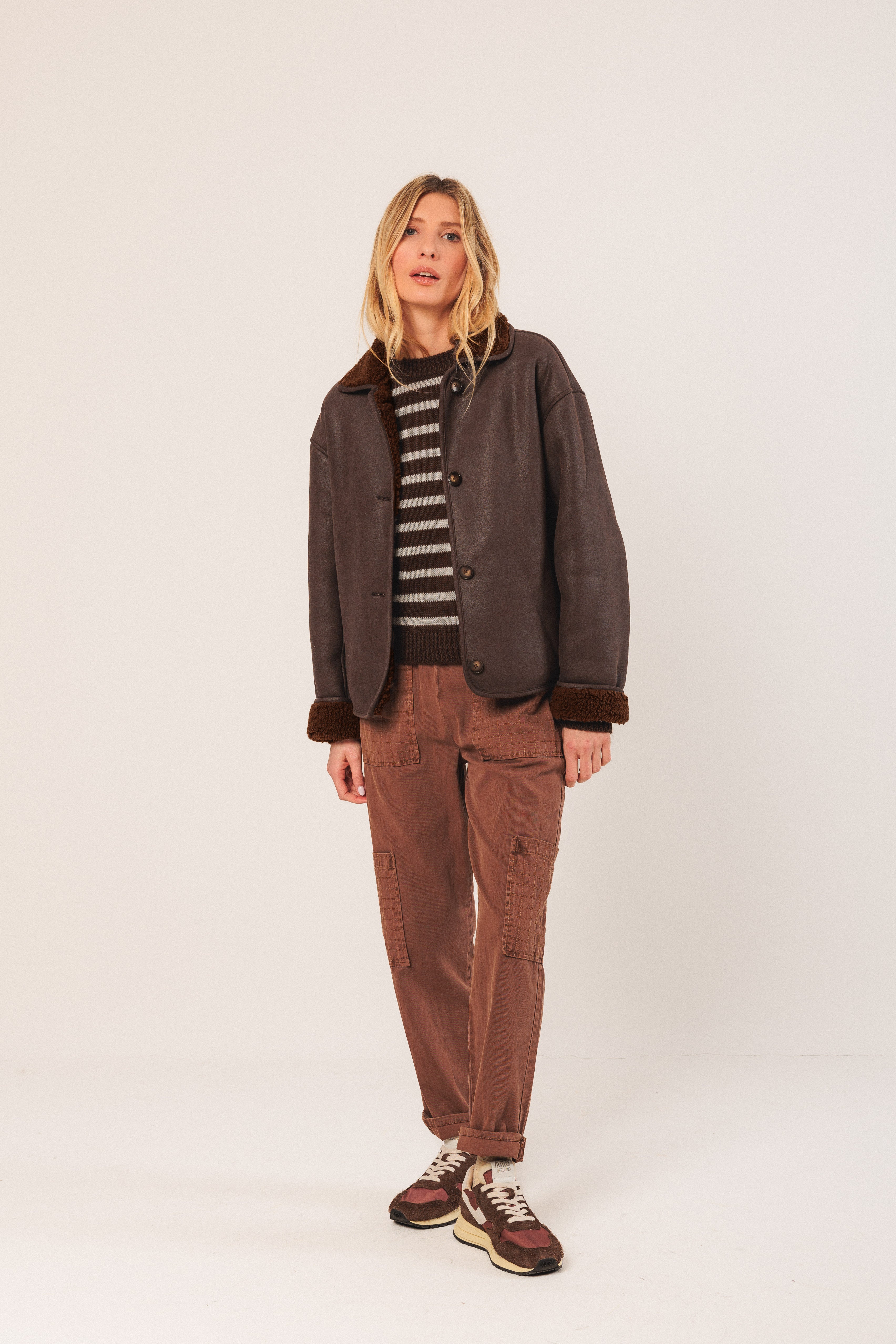 Indi and Cold Jacket Chocolate #662