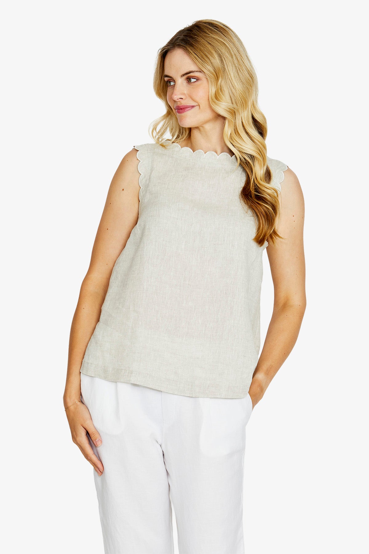Margie Top Raffia