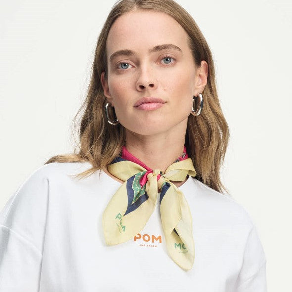 Vases Pink Petite Shawl